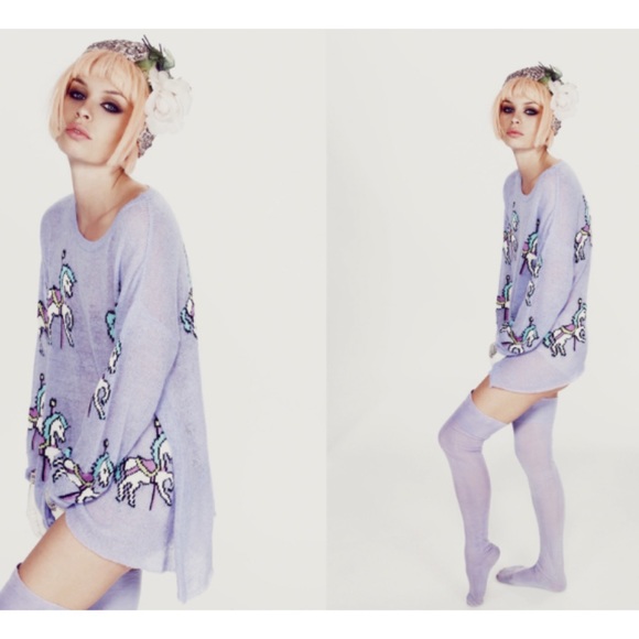 Wildfox Sweaters - Wildfox Pony Ringo Carousel Sweater